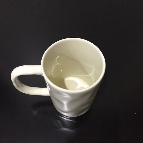 Minnie Mouse Sweet & Lovely Mug - Picture 4 of 4